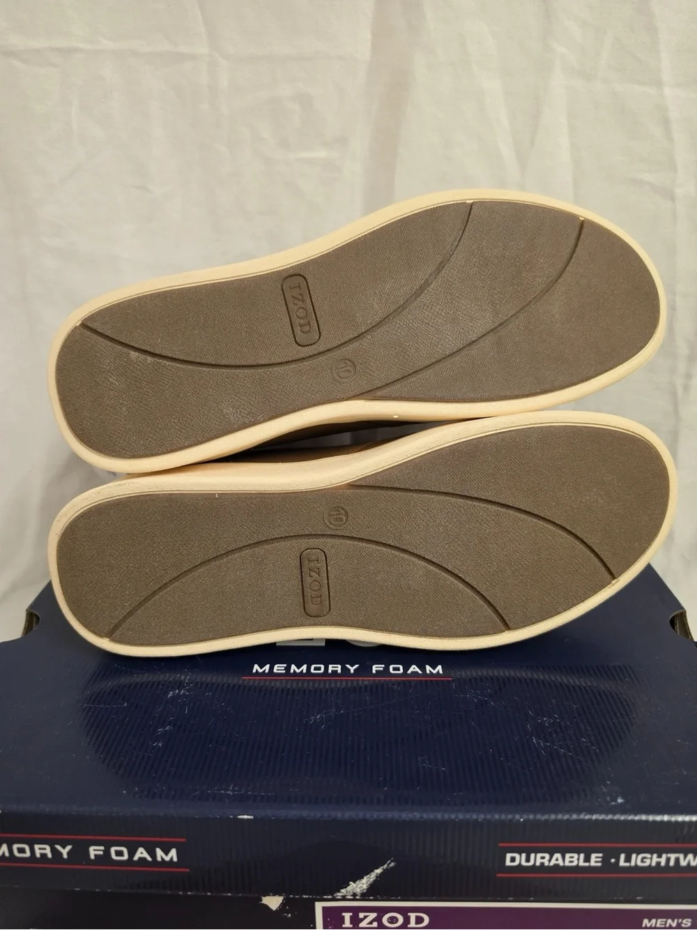 IZOD Palmer Men’s Chukka Boots Brown Size 10 Memory Foam New With Box